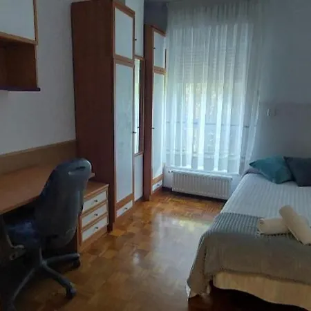 Apartamento Con Garaje アパート *