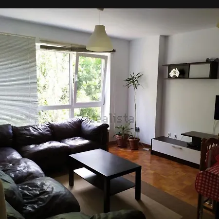 アパート Apartamento Con Garaje